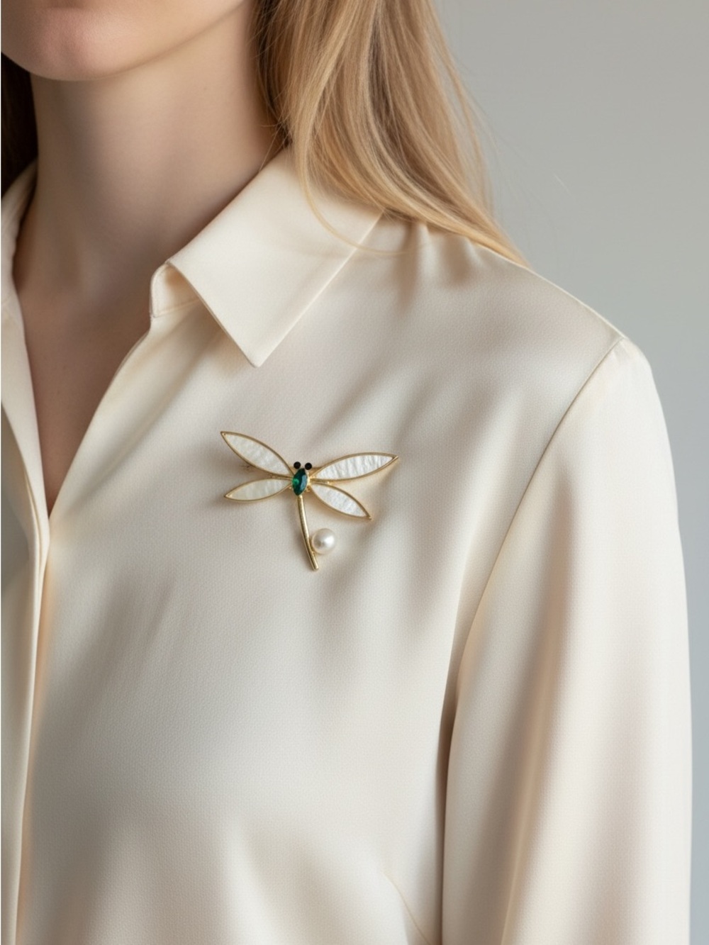 9/25 Gold Dragonfly Brooch with Green Crystal and Pearl